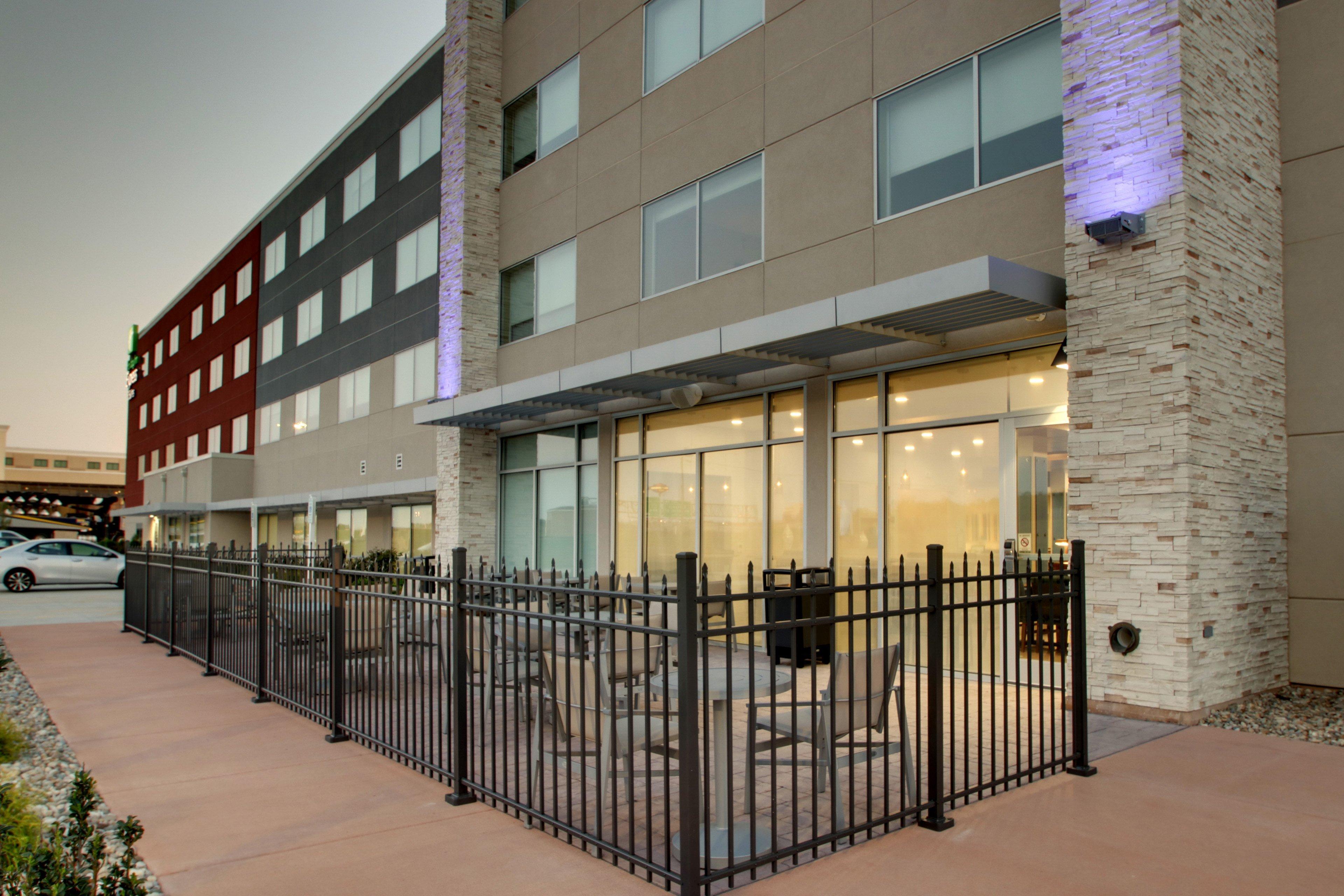 Holiday Inn Express & Suites - Mount Vernon By Ihg Exterior photo