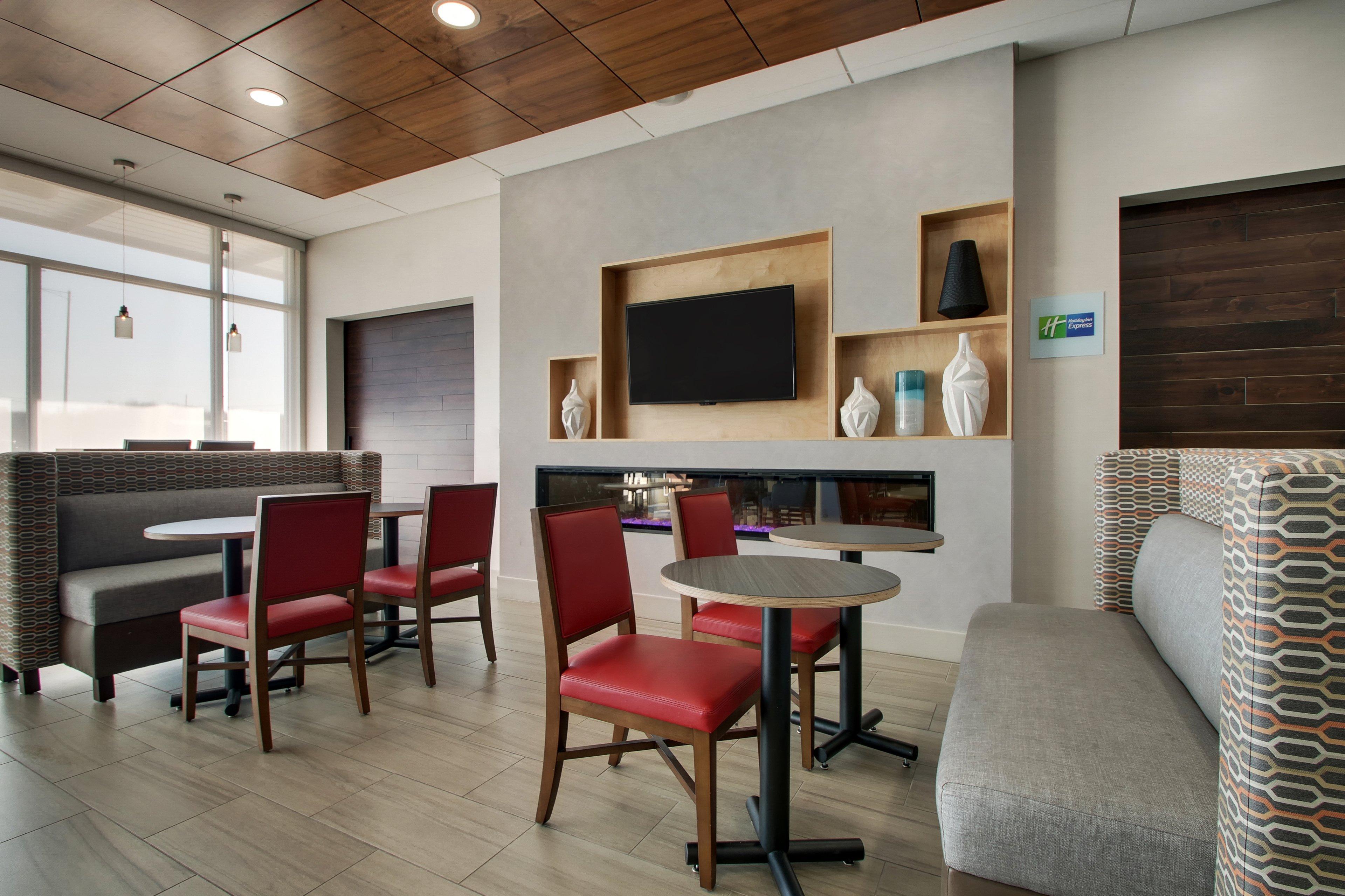 Holiday Inn Express & Suites - Mount Vernon By Ihg Exterior photo