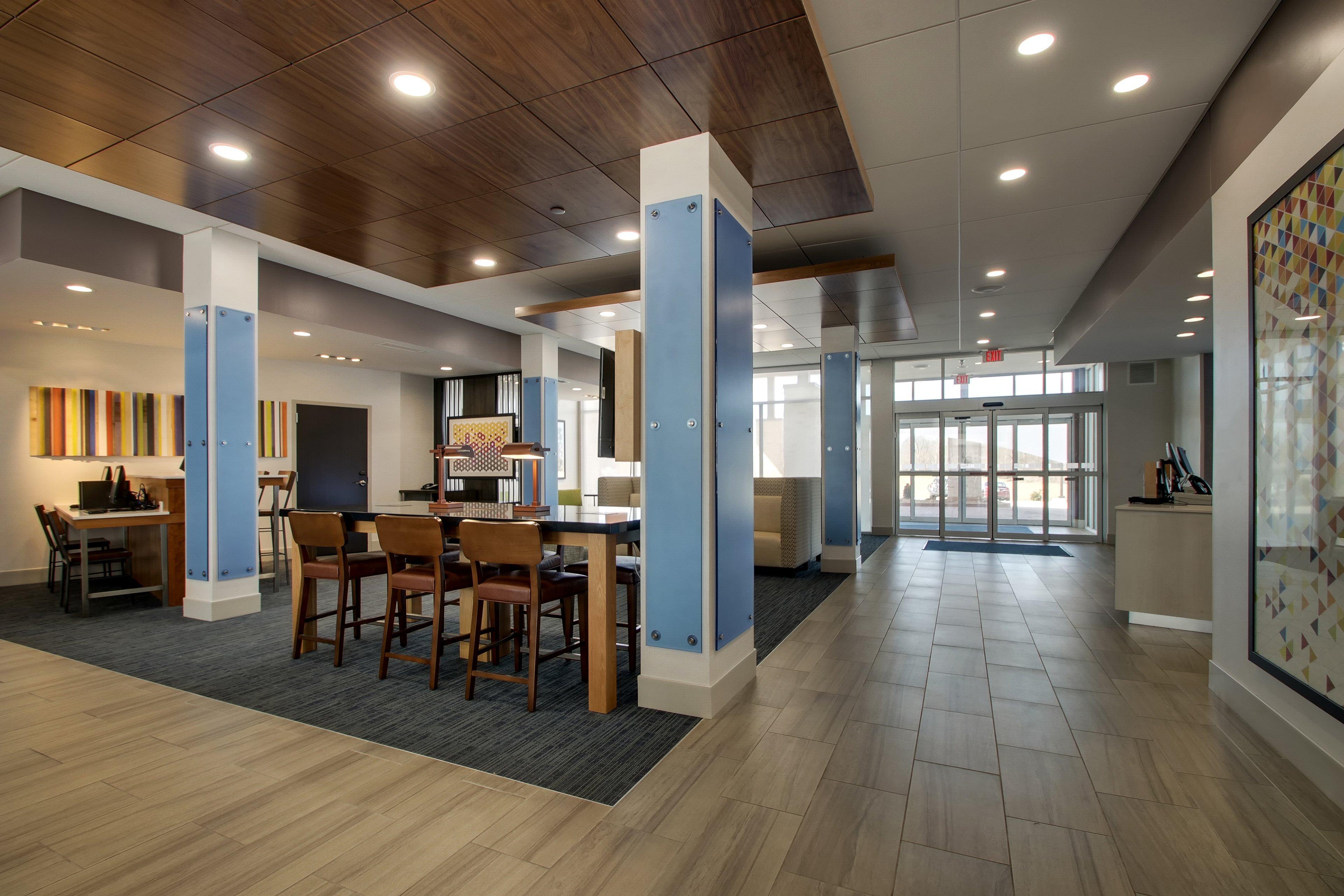 Holiday Inn Express & Suites - Mount Vernon By Ihg Exterior photo